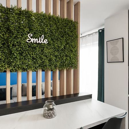 Milano Studio With Terrace And Panoramic View Brasov Bagian luar foto