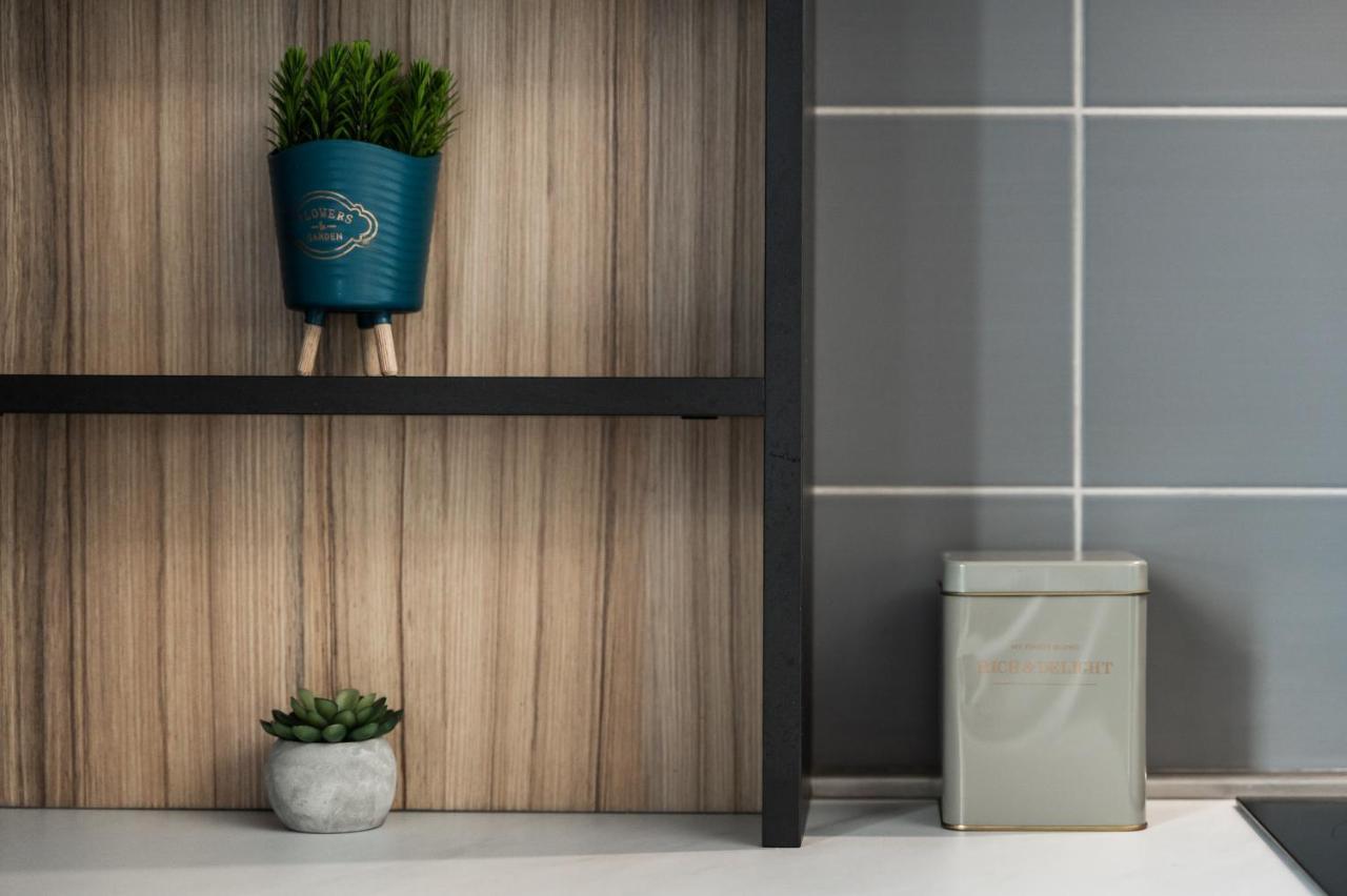 Skylark - Milano Studio With Terrace And Panoramic View Brasov Bagian luar foto