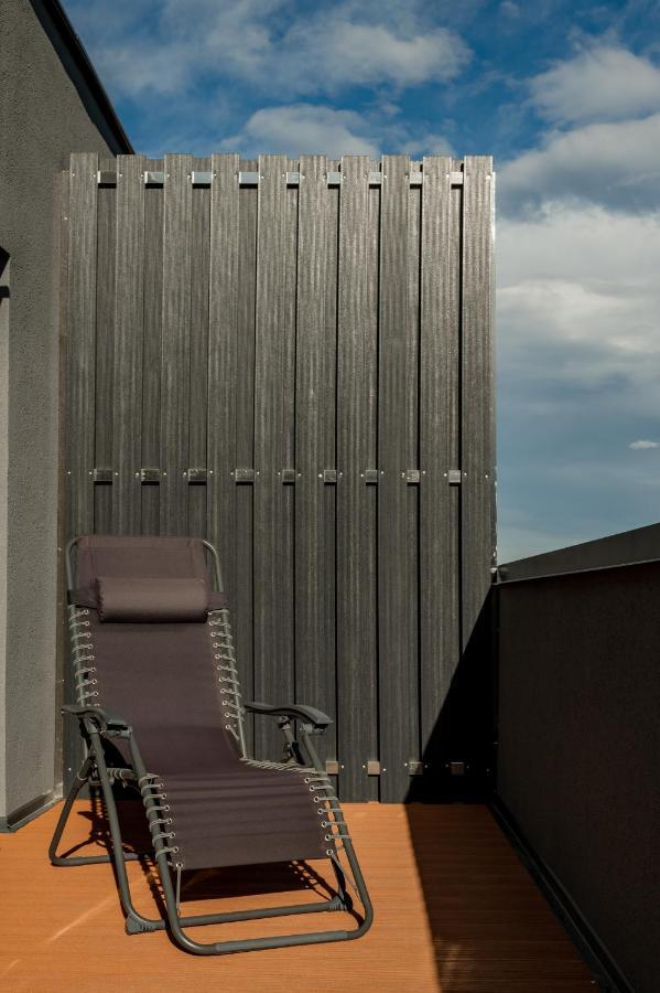 Milano Studio With Terrace And Panoramic View Brasov Bagian luar foto